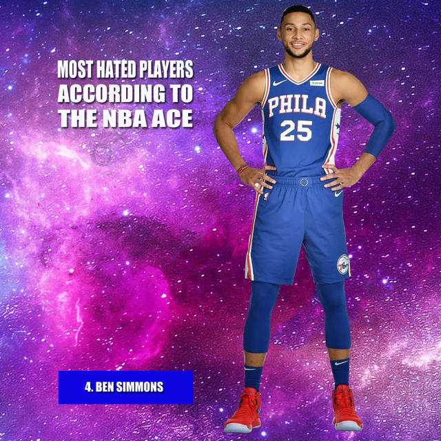 超高人气，一印度女球迷接机时手举标语：梅西，拯救印度足球（人气爆棚！印度女球迷机场举牌：梅西，请救救印度足球）