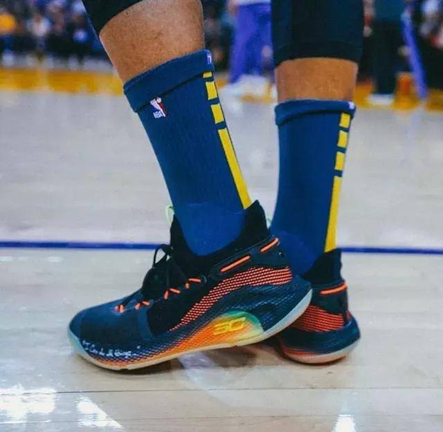 中超联赛总结：积分榜前三分析,（中超赛季回顾：积分榜前三队深度解析）