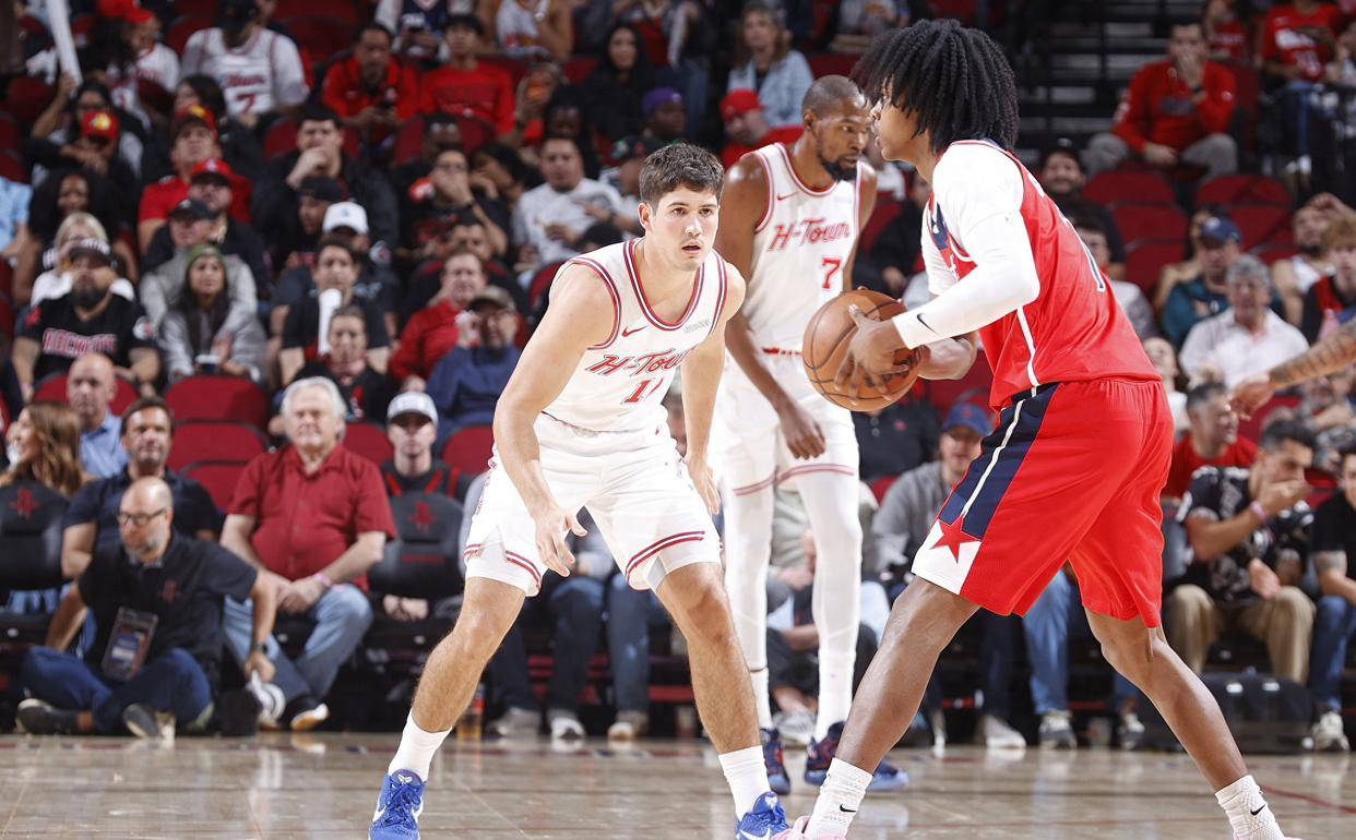 加盟尼克斯前兆？字母哥豪掷1410万美金 在纽约购买2500平米公寓楼（字母哥斥资1410万美元在纽约购入2500平米公寓楼，尼克斯加盟信号？）